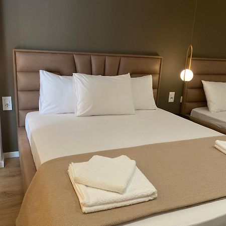 Augusto Rooms Sarandë 외부 사진