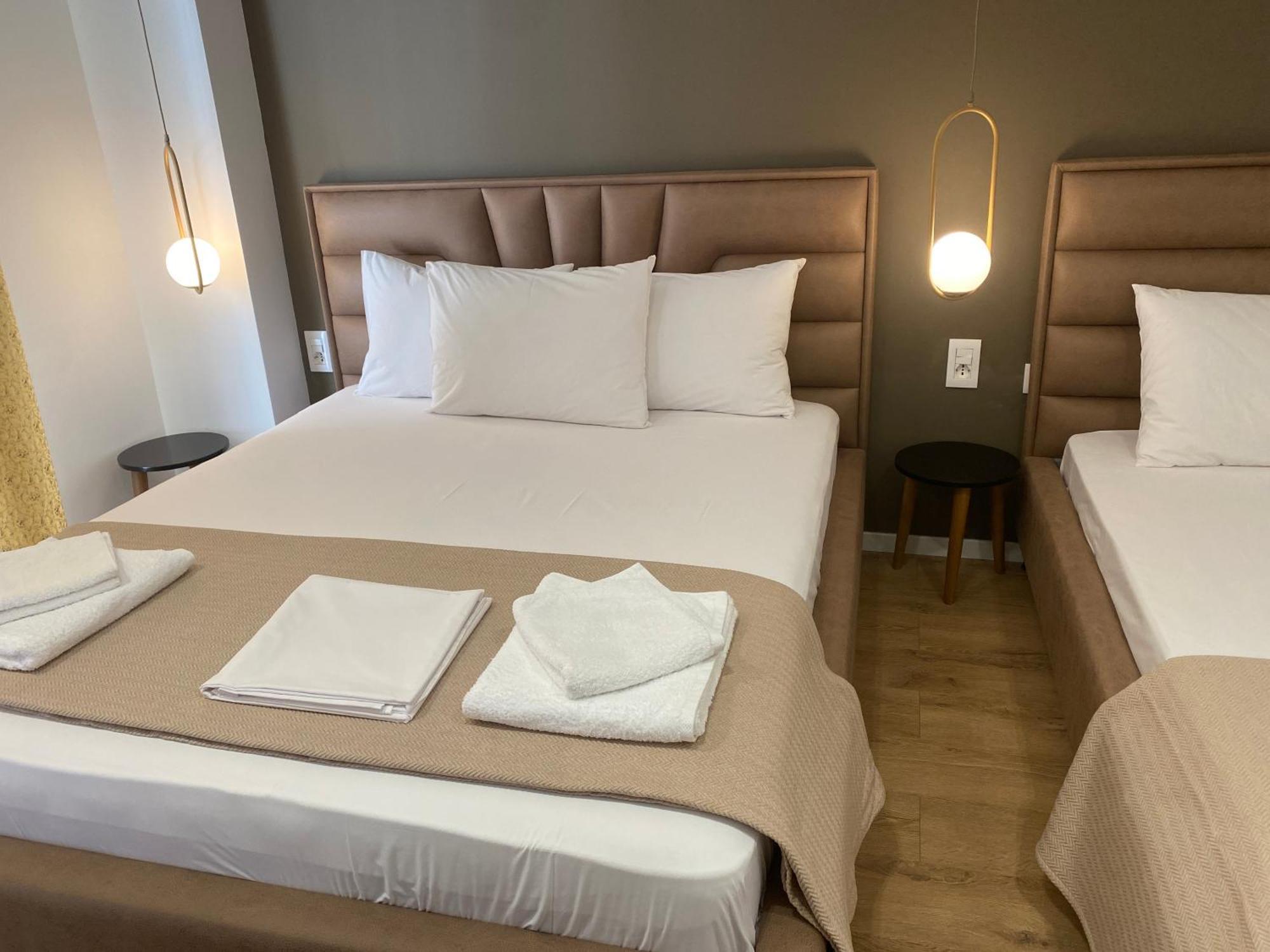Augusto Rooms Sarandë 외부 사진
