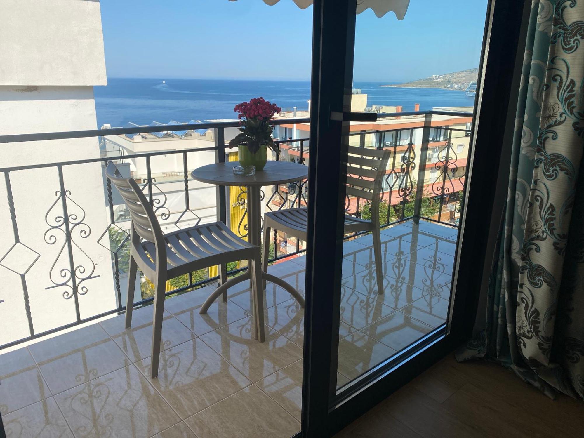 Augusto Rooms Sarandë 외부 사진